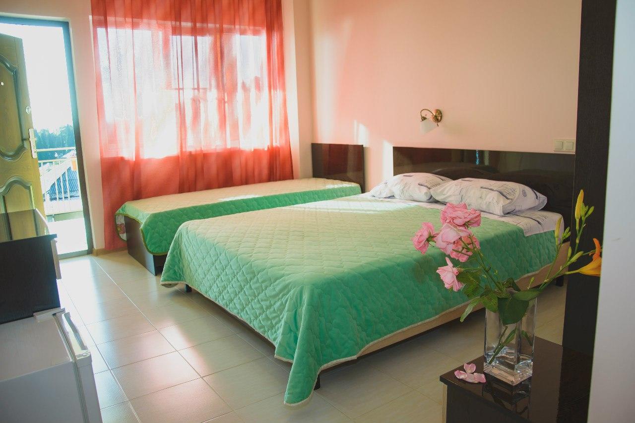 Guest House Arlen Gantiadi Kültér fotó