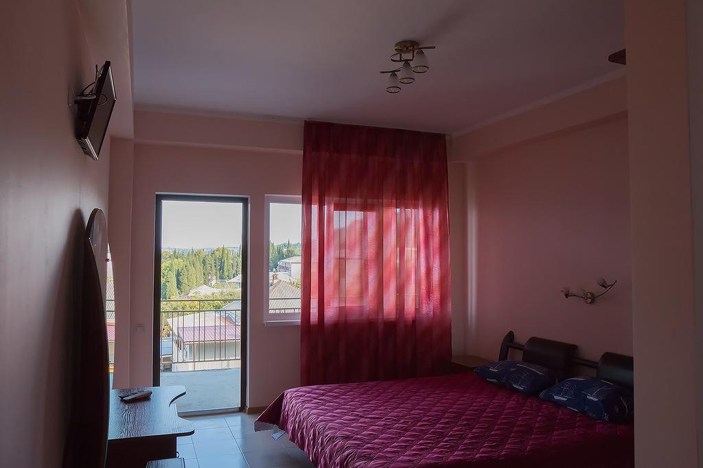 Guest House Arlen Gantiadi Kültér fotó