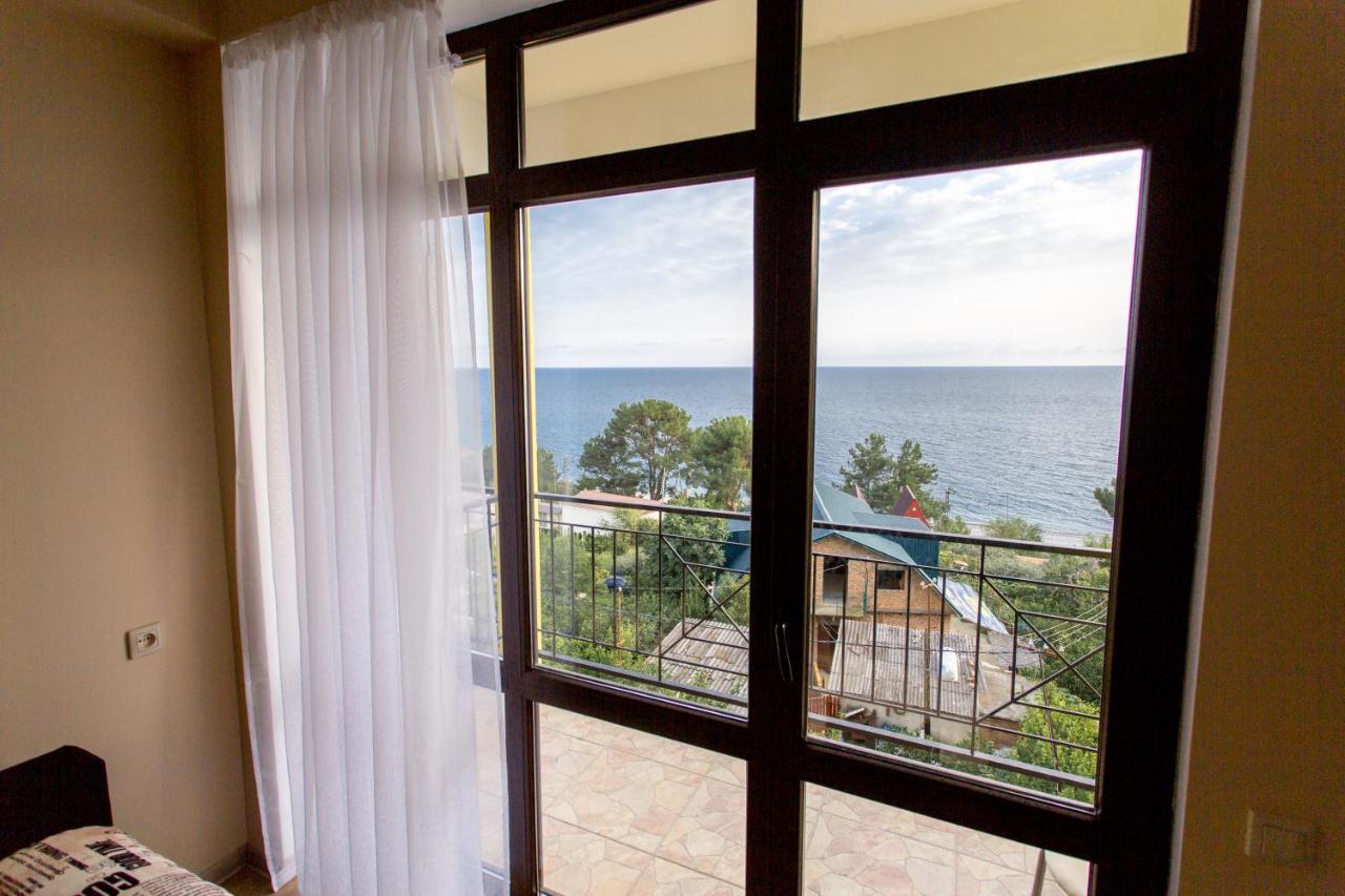 Guest House Arlen Gantiadi Kültér fotó